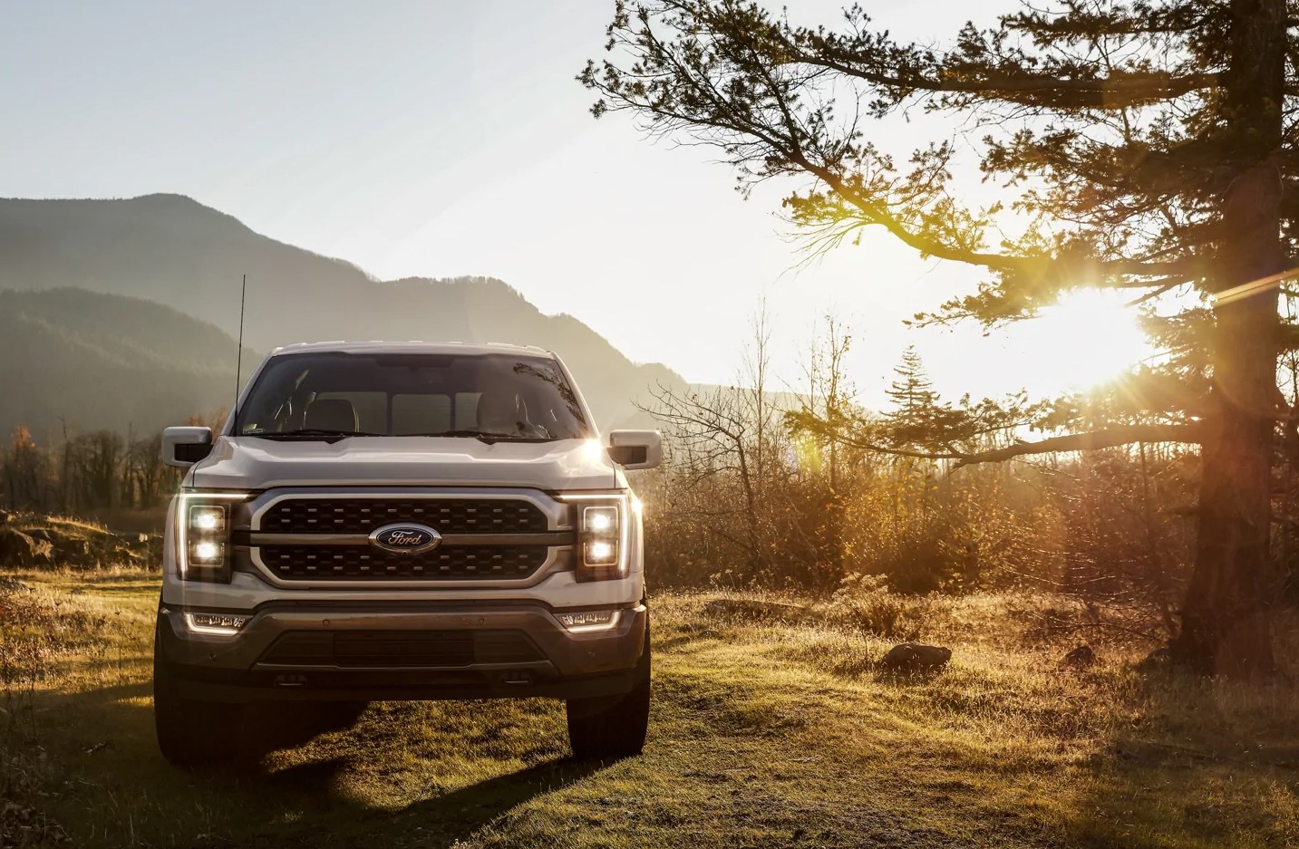 See Why Drivers Love the Upgraded 2021 Ford F-150