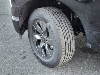 2025 Ford F-150 Lightning Flash™