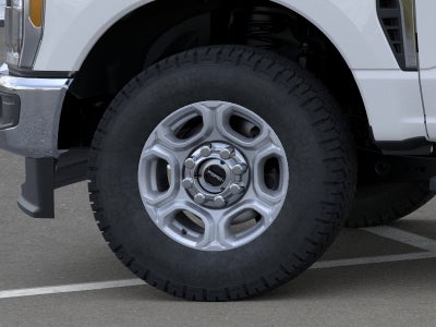 2026 Ford Super Duty F-350® XLT
