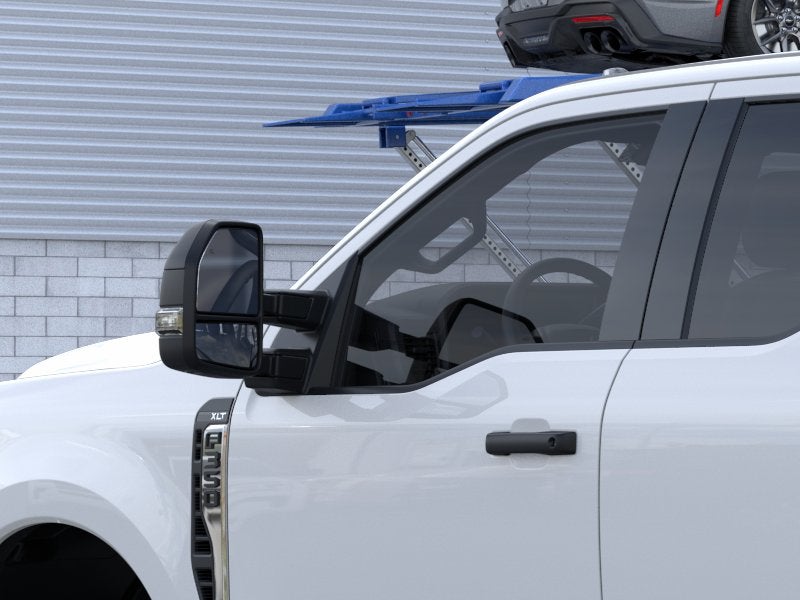 2026 Ford Super Duty F-350® XLT