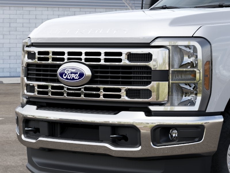2027 Ford Super Duty F-350® XLT