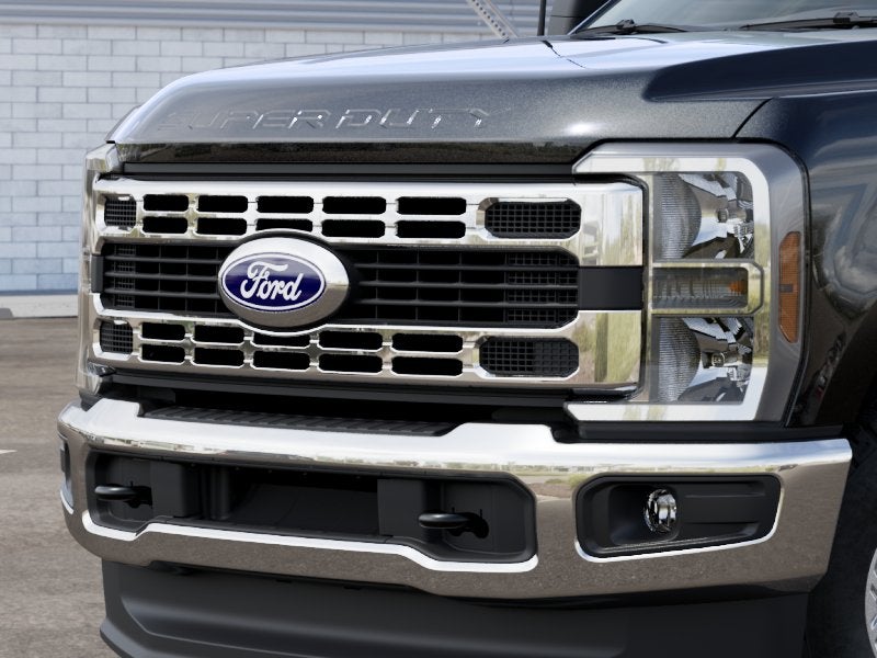 2027 Ford Super Duty F-350® XLT
