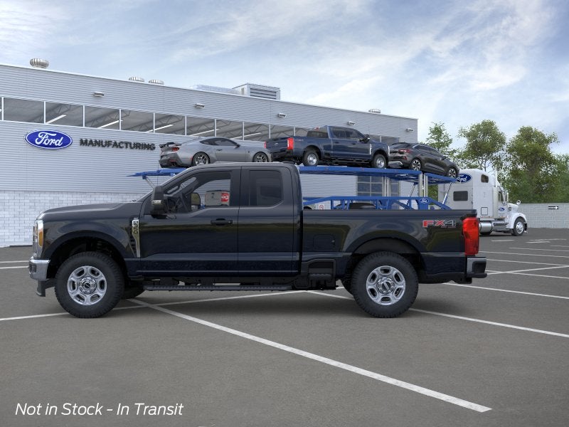 2026 Ford Super Duty F-350® XLT