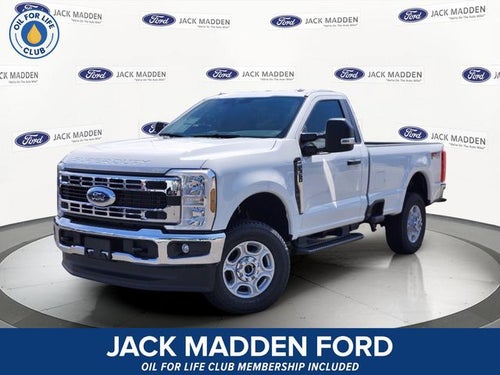 2026 Ford Super Duty F-350® XLT