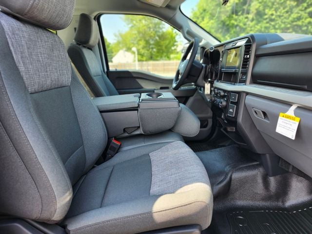 2026 Ford Super Duty F-350® XLT