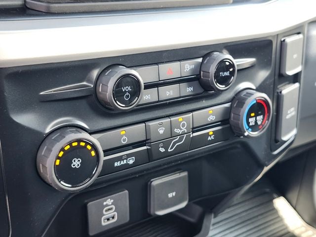 2026 Ford Super Duty F-350® XLT