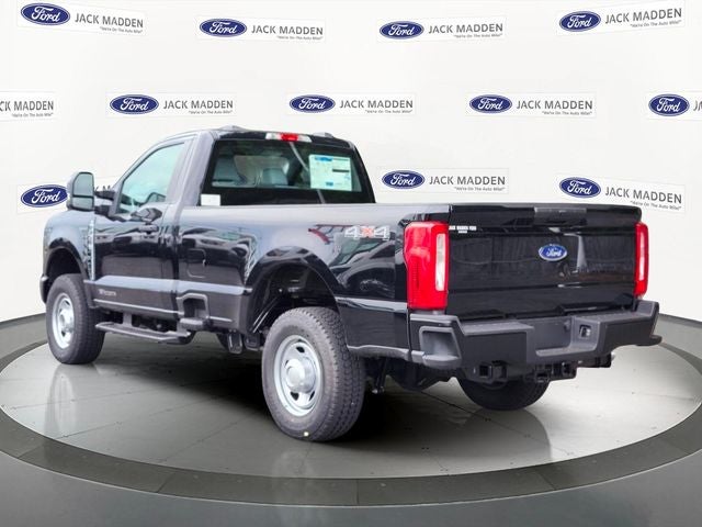2026 Ford Super Duty F-350® XL