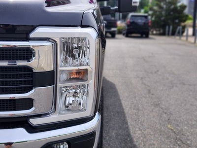 2026 Ford Super Duty F-350® XLT