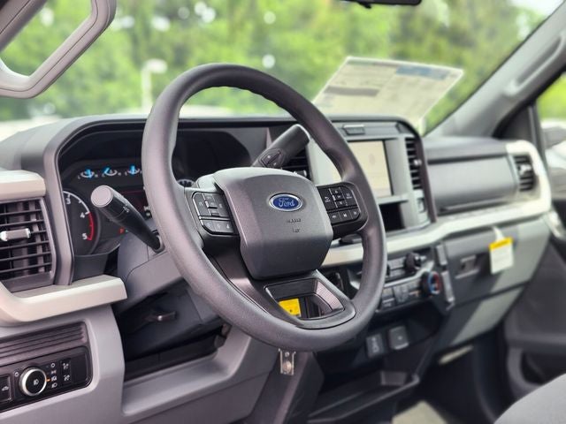2026 Ford Super Duty F-350® XLT