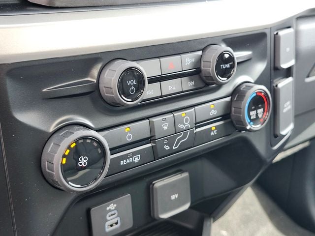2026 Ford Super Duty F-350® XLT