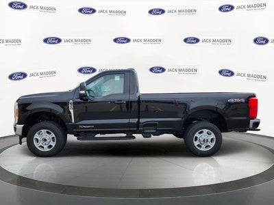 2026 Ford Super Duty F-350® XLT