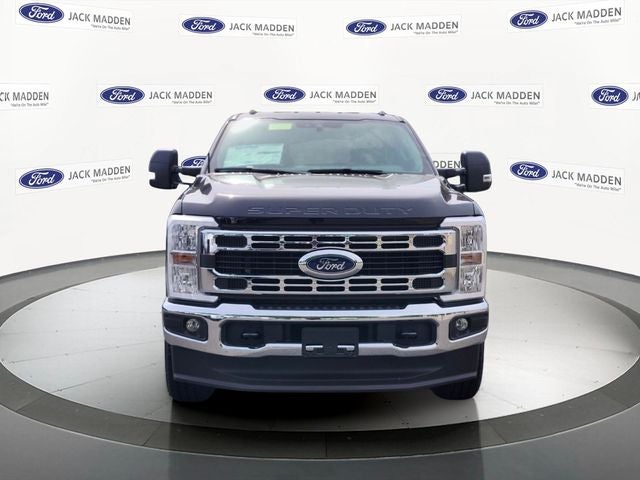 2026 Ford Super Duty F-350® XLT