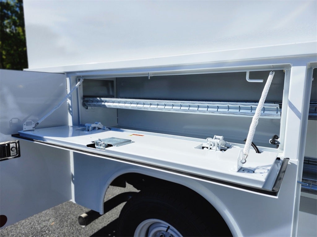 2026 Ford E-350SD w/ 11' Reading Classic Service Van Body Cutaway