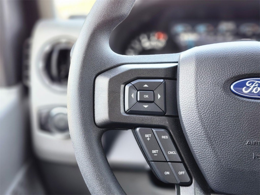 2026 Ford E-350SD w/ 11' Reading Classic Service Van Body Cutaway