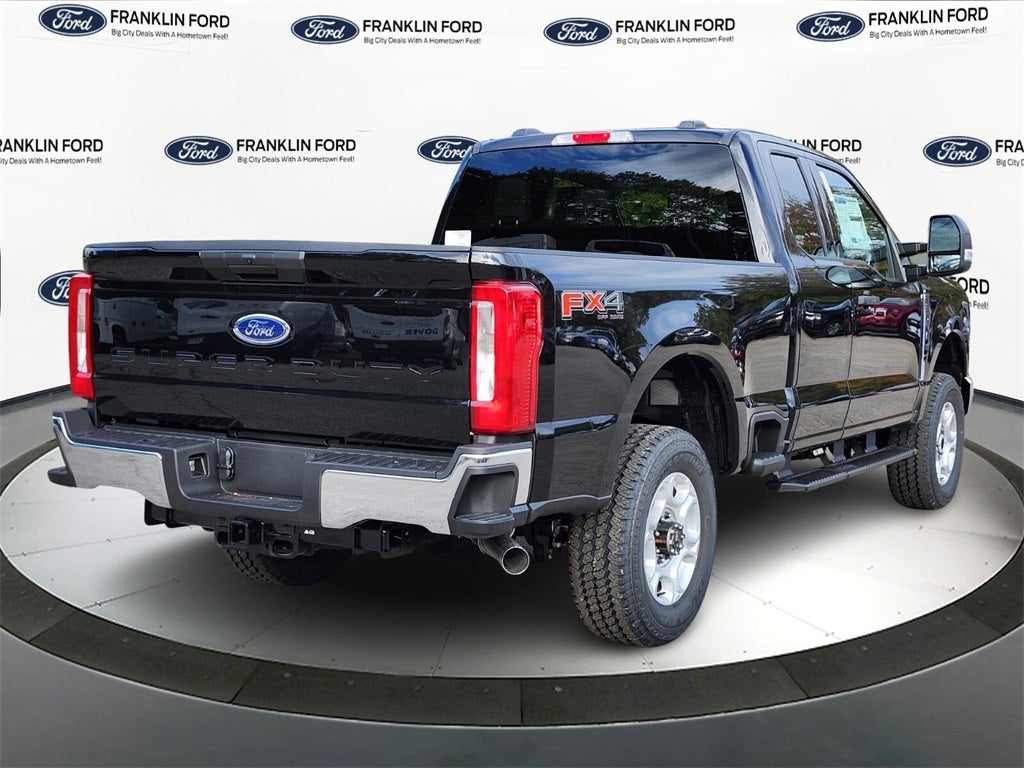 2026 Ford F-350SD XLT