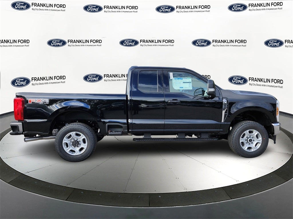 2026 Ford F-350SD XLT