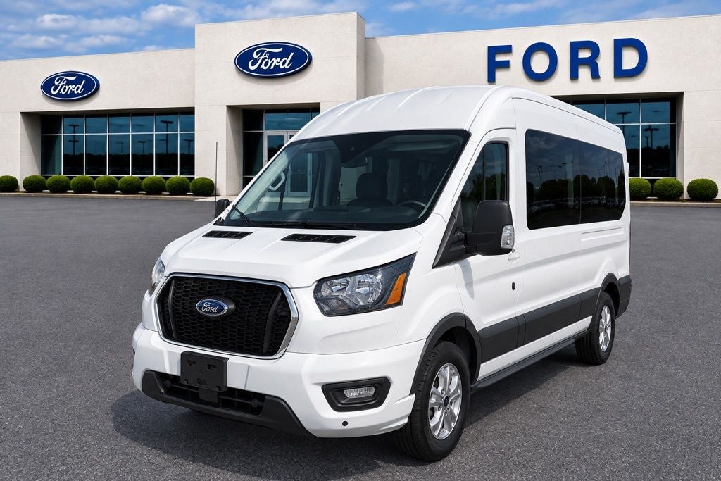 2025 Ford Transit-350 XLT 15 Passenger
