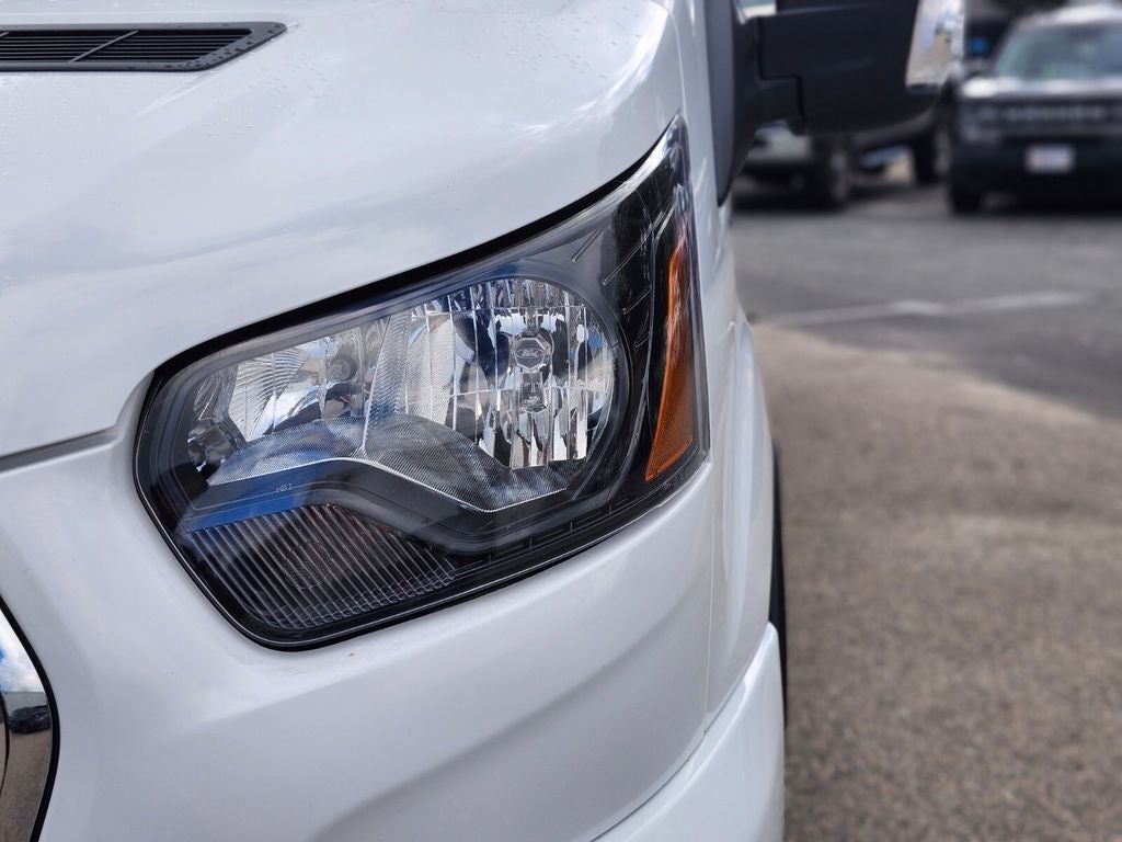 2025 Ford Transit-350 XLT 15 Passenger