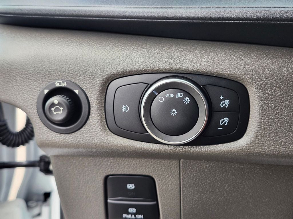 2025 Ford Transit-350 XLT 15 Passenger