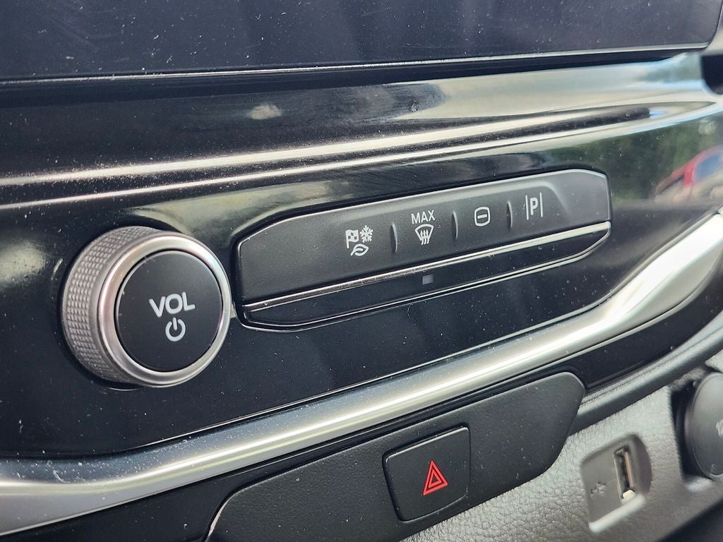 2025 Ford Transit-350 XLT 15 Passenger