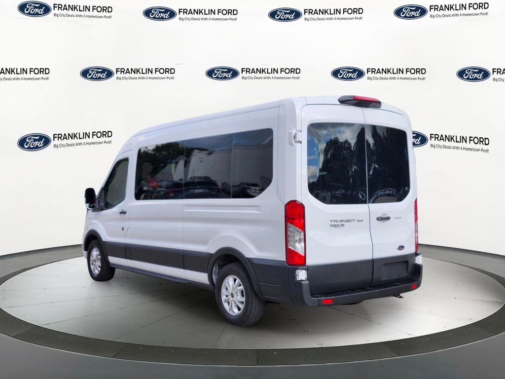 2025 Ford Transit-350 XLT 15 Passenger