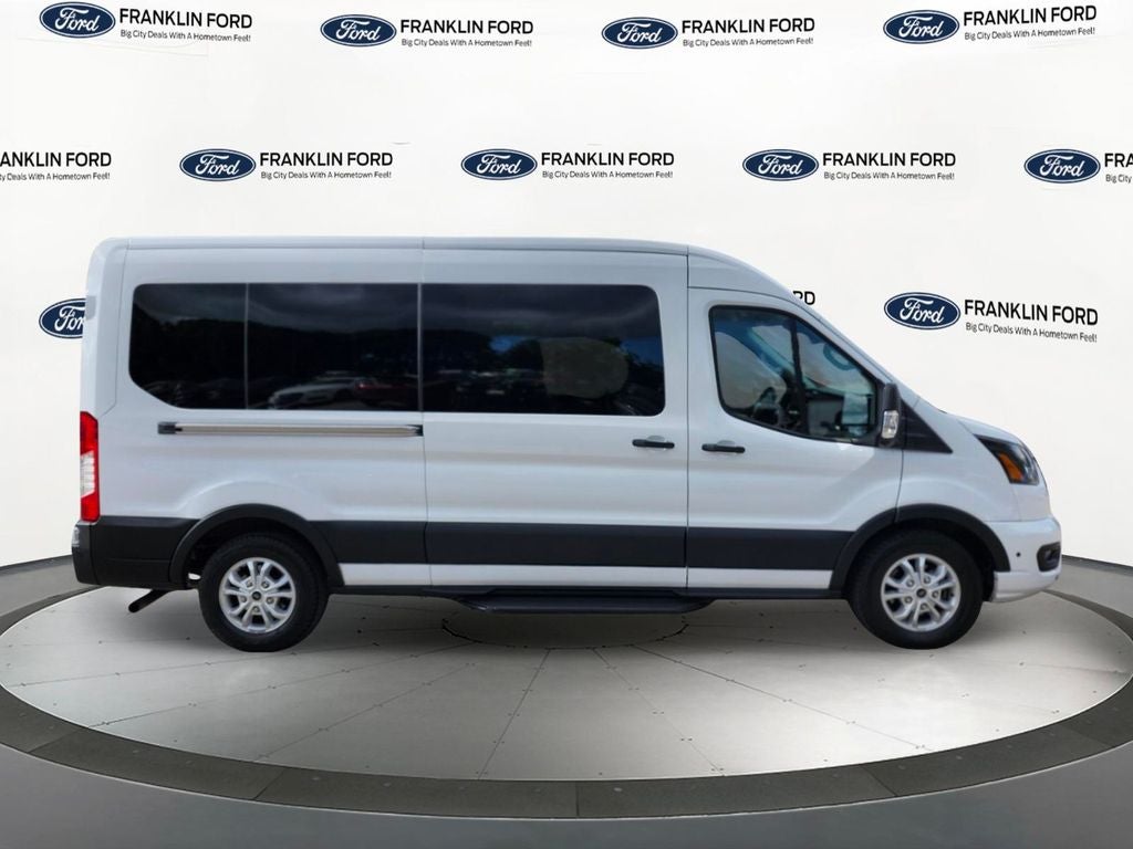 2025 Ford Transit-350 XLT 15 Passenger