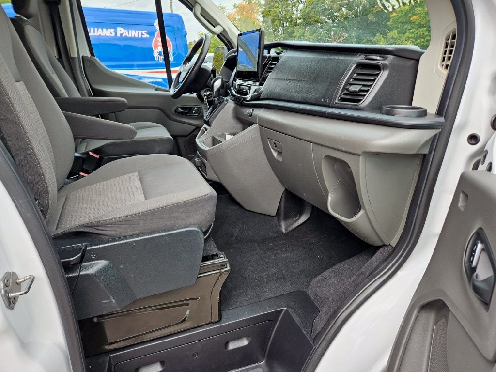 2023 Ford Transit-350 XLT 10 Passenger