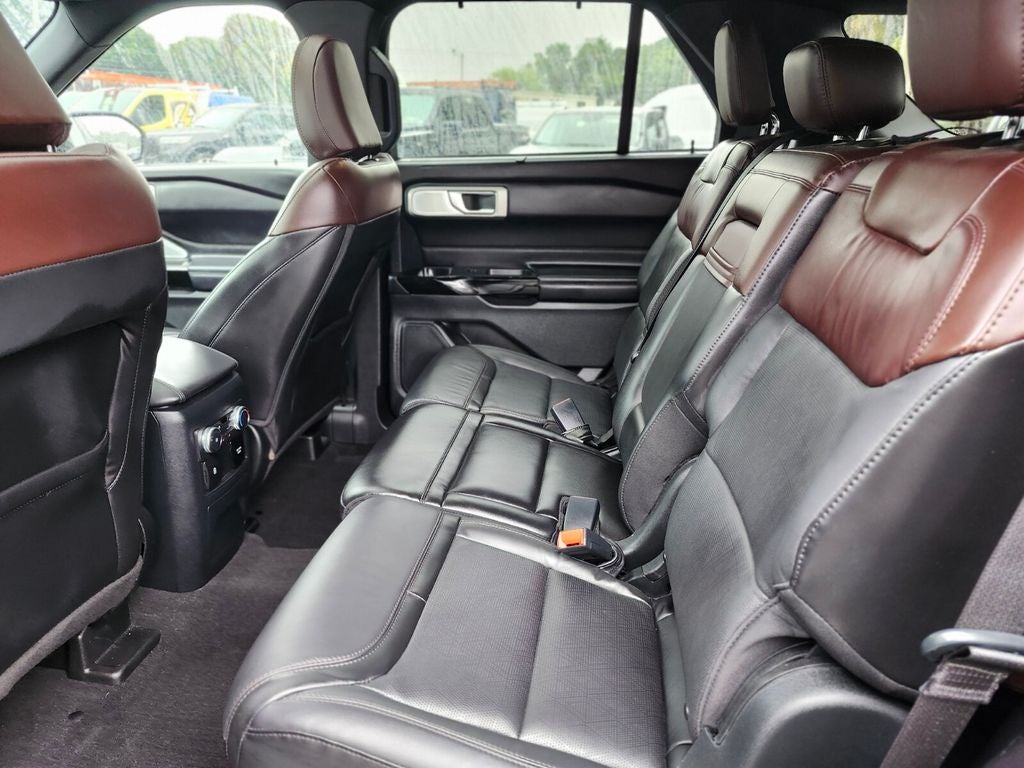2022 Ford Explorer Platinum