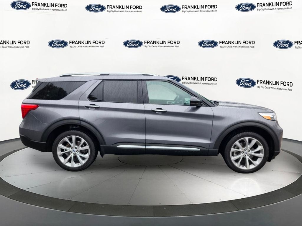 2022 Ford Explorer Platinum