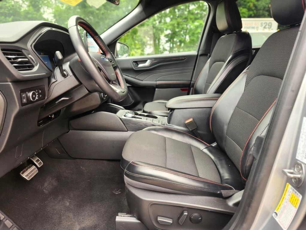 2023 Ford Escape Hybrid ST-Line Select