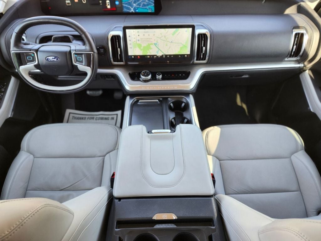 2025 Ford Expedition Platinum