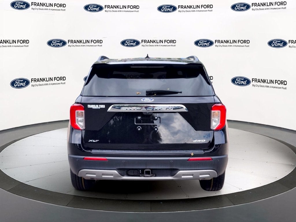 2024 Ford Explorer XLT