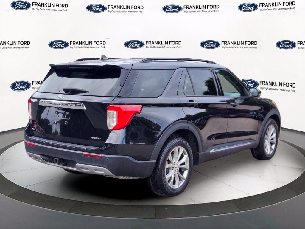 2024 Ford Explorer XLT