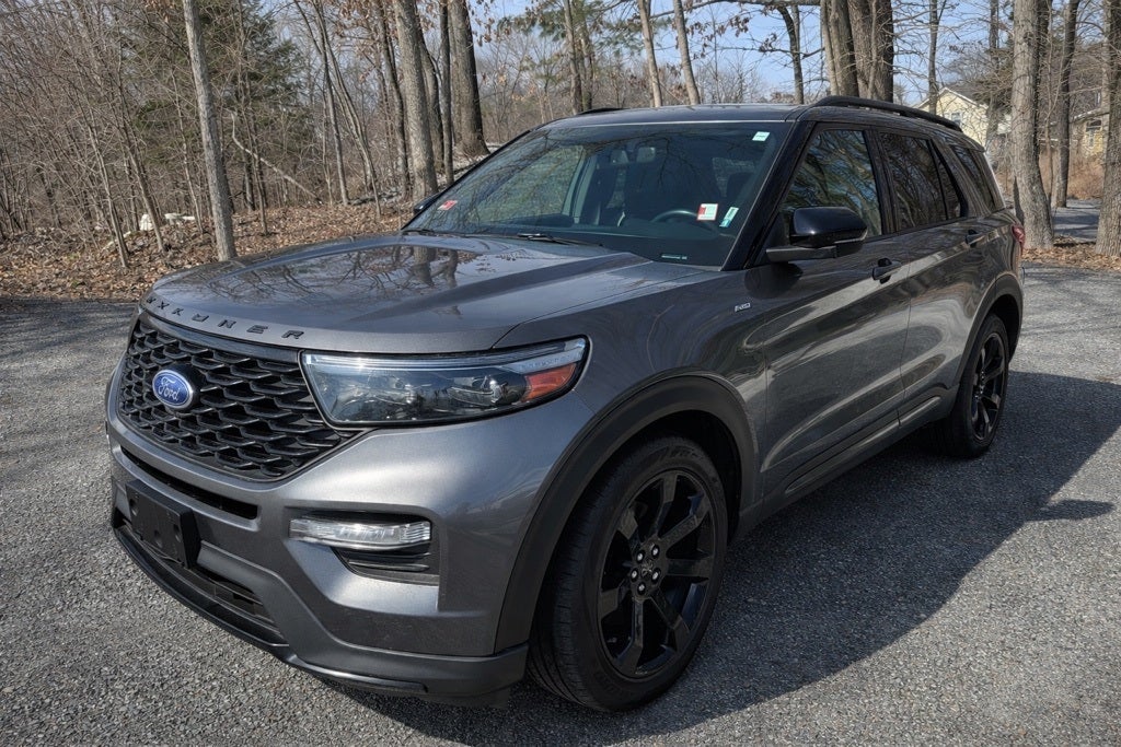 2022 Ford Explorer ST-Line