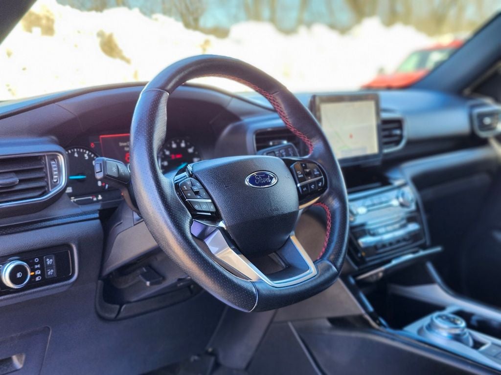 2022 Ford Explorer ST-Line
