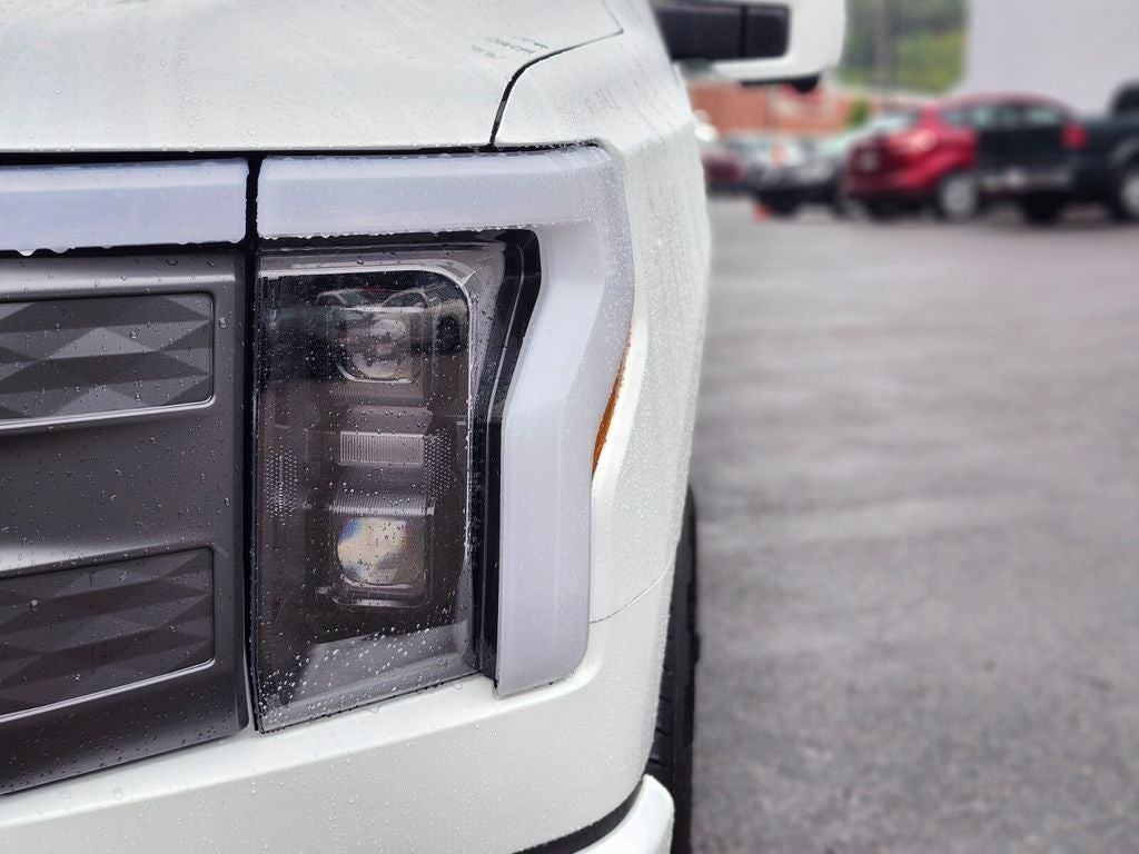 2023 Ford F-150 Lightning Lariat