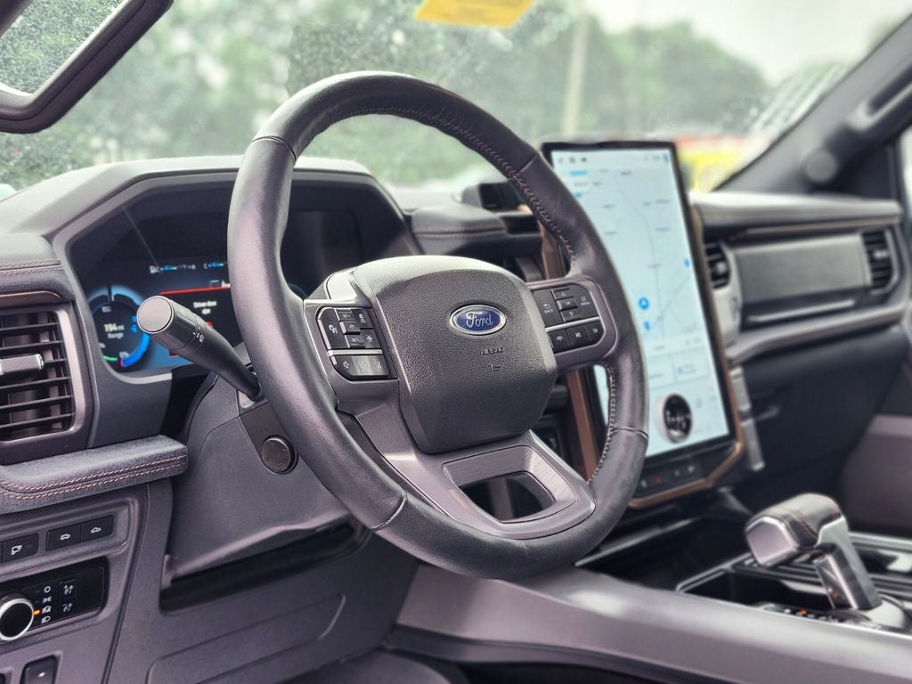 2023 Ford F-150 Lightning Lariat