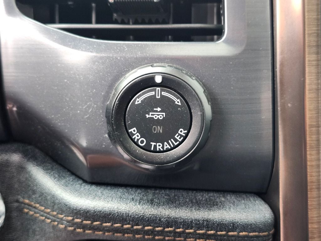 2023 Ford F-150 Lightning Lariat
