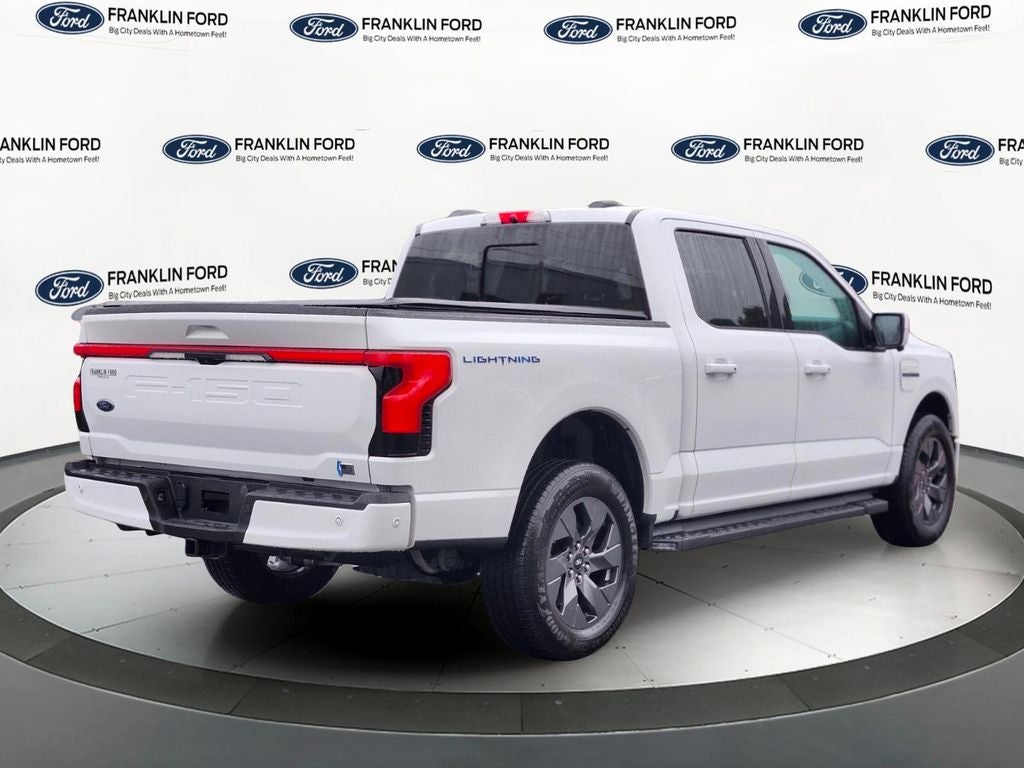 2023 Ford F-150 Lightning Lariat