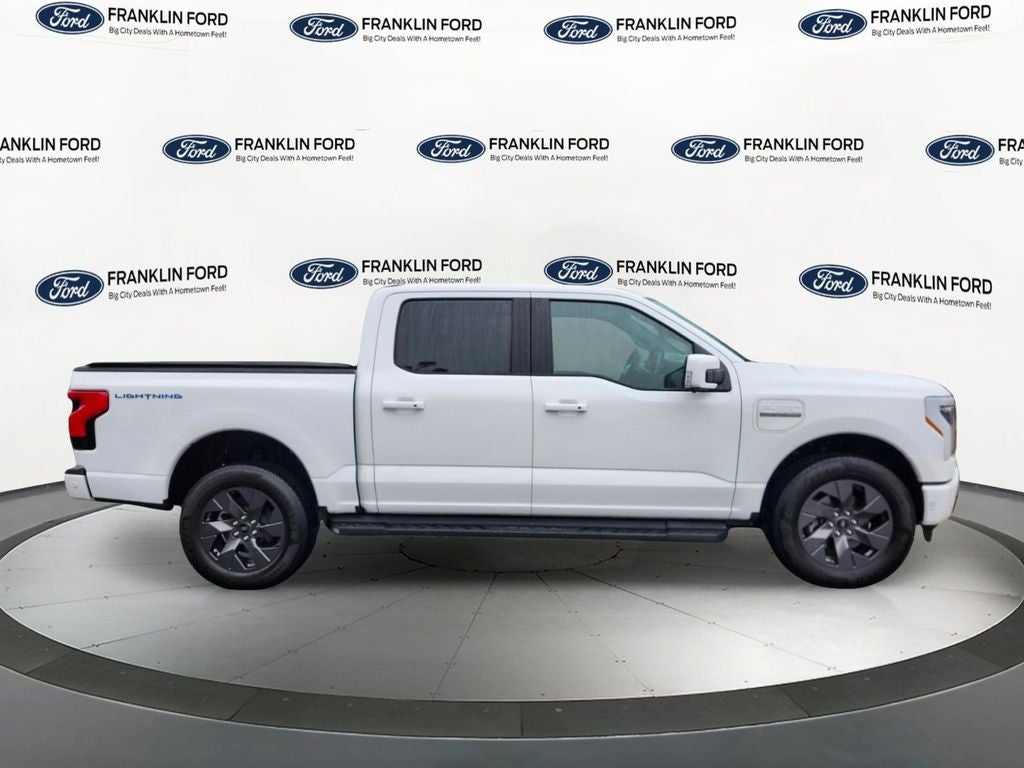 2023 Ford F-150 Lightning Lariat