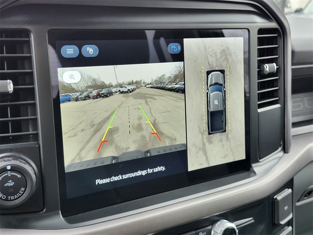 2025 Ford F-150 Lightning XLT