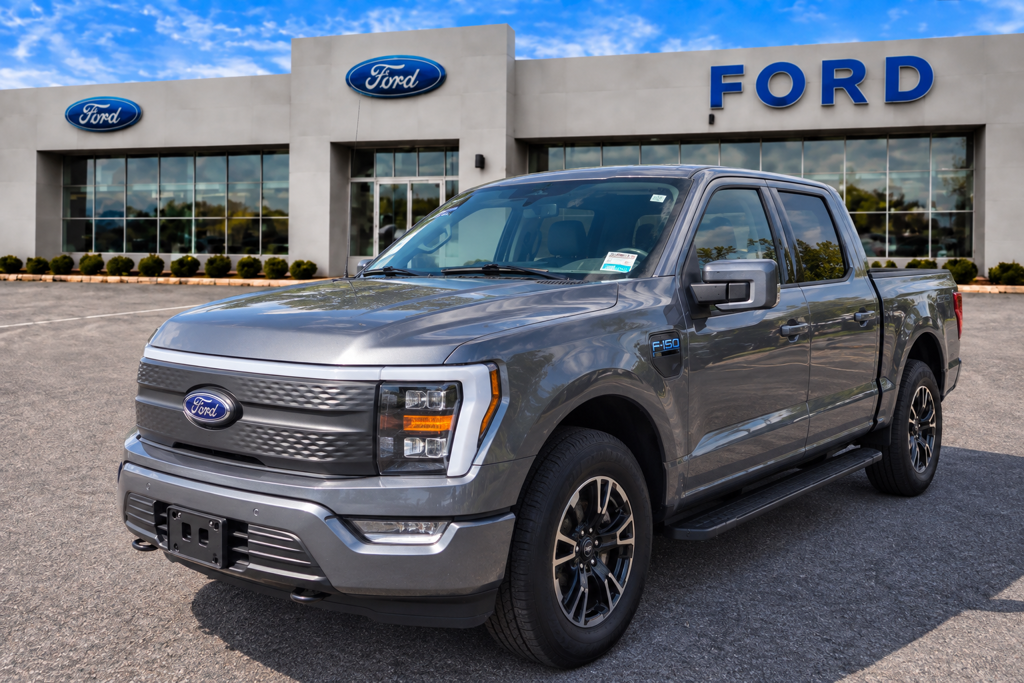 2024 Ford F-150 Lightning XLT