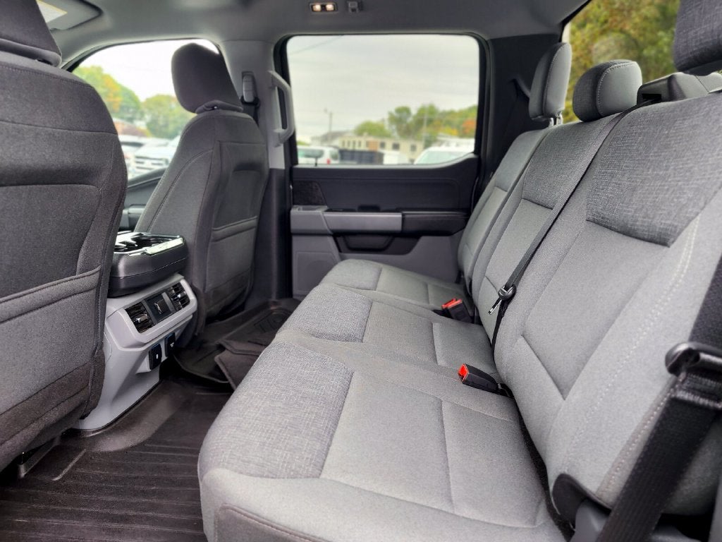 2024 Ford F-150 Lightning XLT