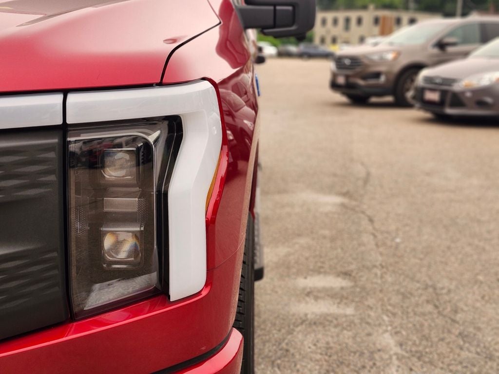 2025 Ford F-150 Lightning XLT