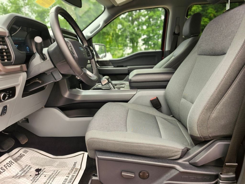 2025 Ford F-150 Lightning XLT