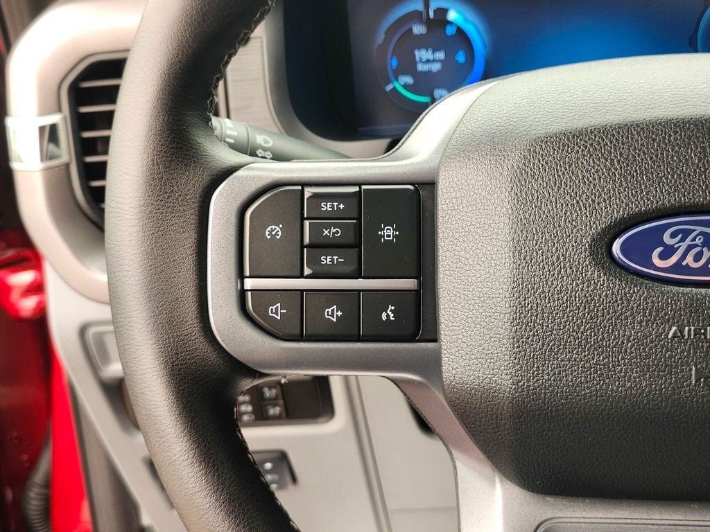 2025 Ford F-150 Lightning XLT