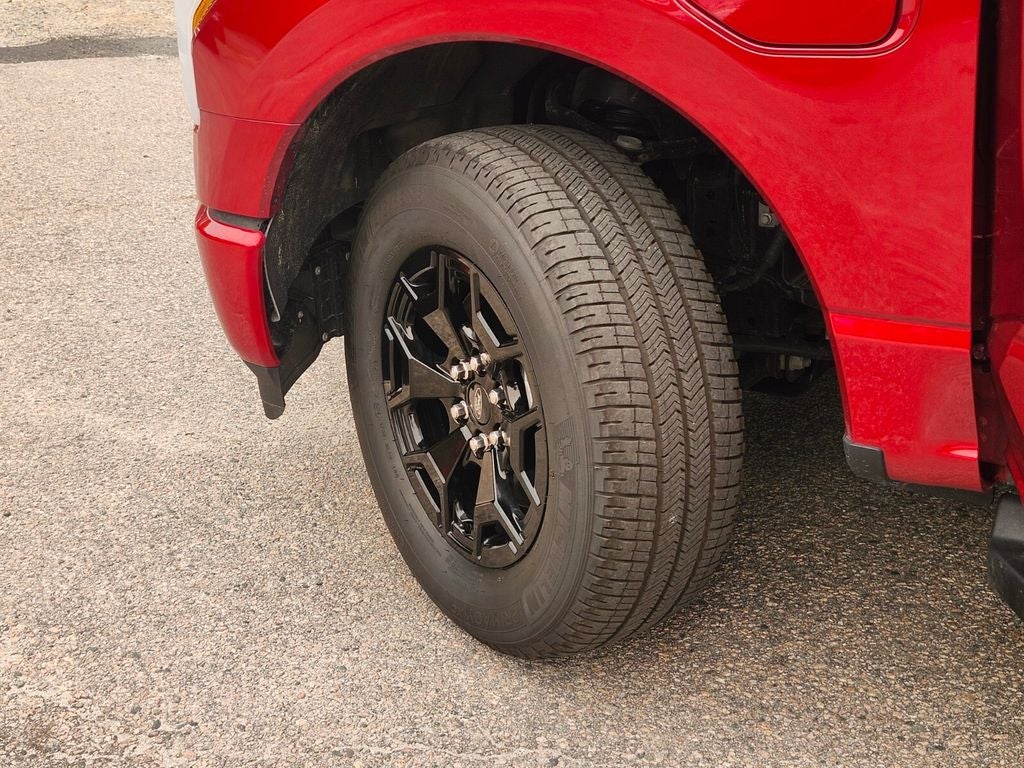 2025 Ford F-150 Lightning XLT