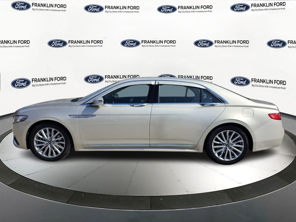 2017 Lincoln Continental Select