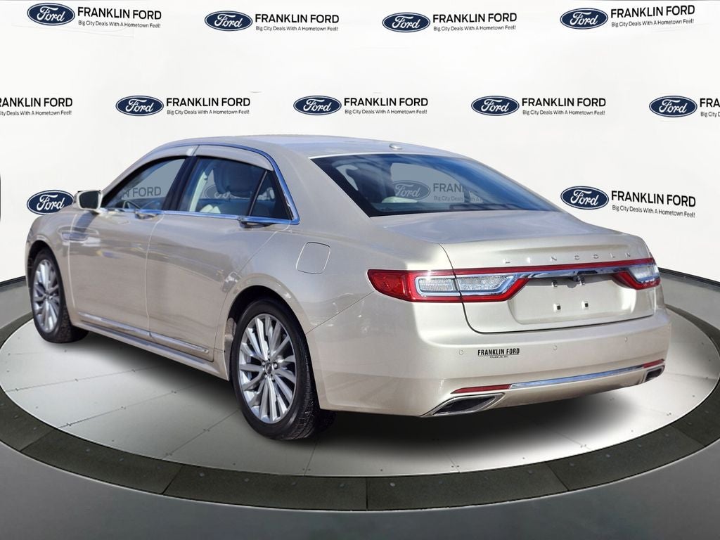 2017 Lincoln Continental Select