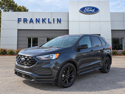 2023 Ford Edge SE